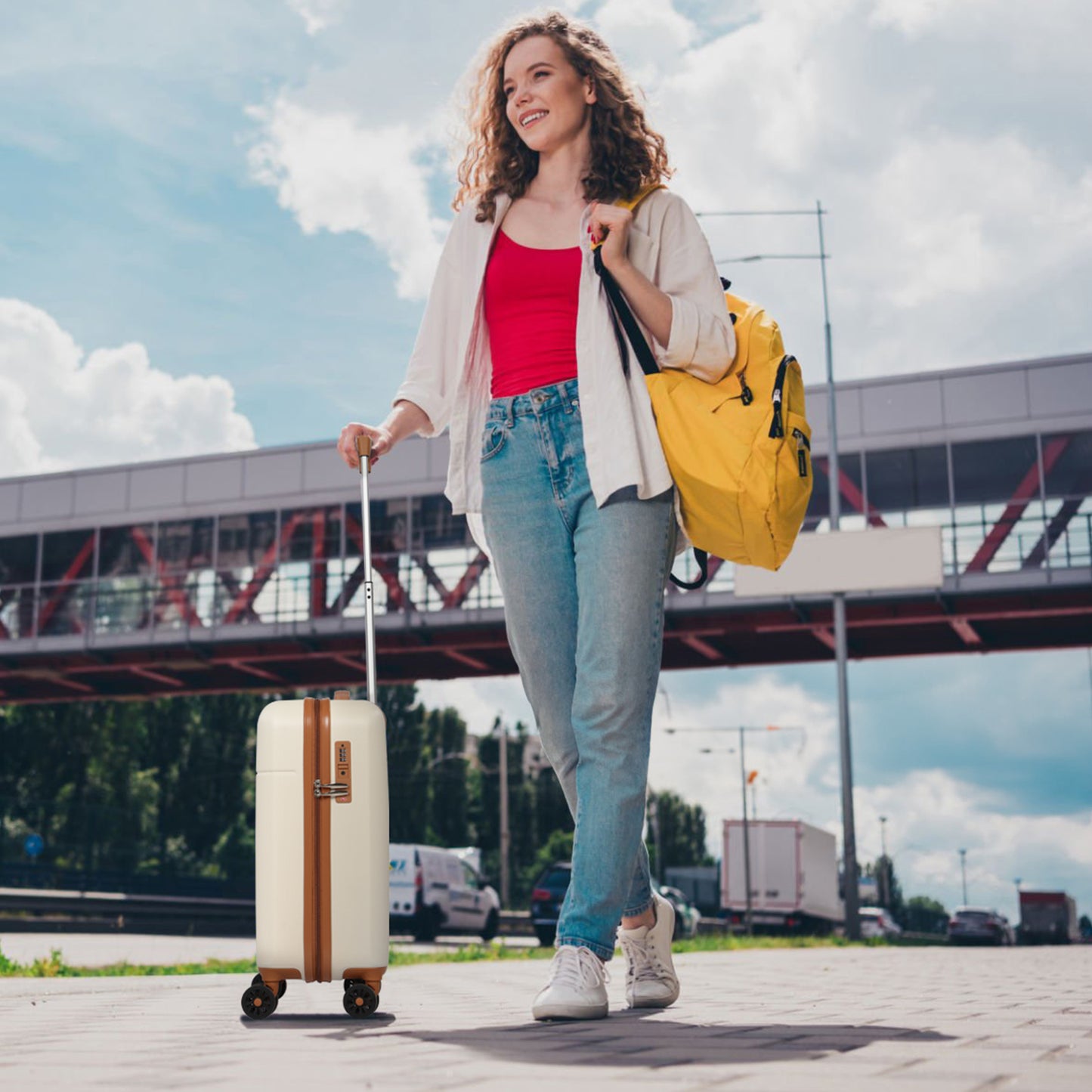 Searoute Cabin Suitcase in Cream